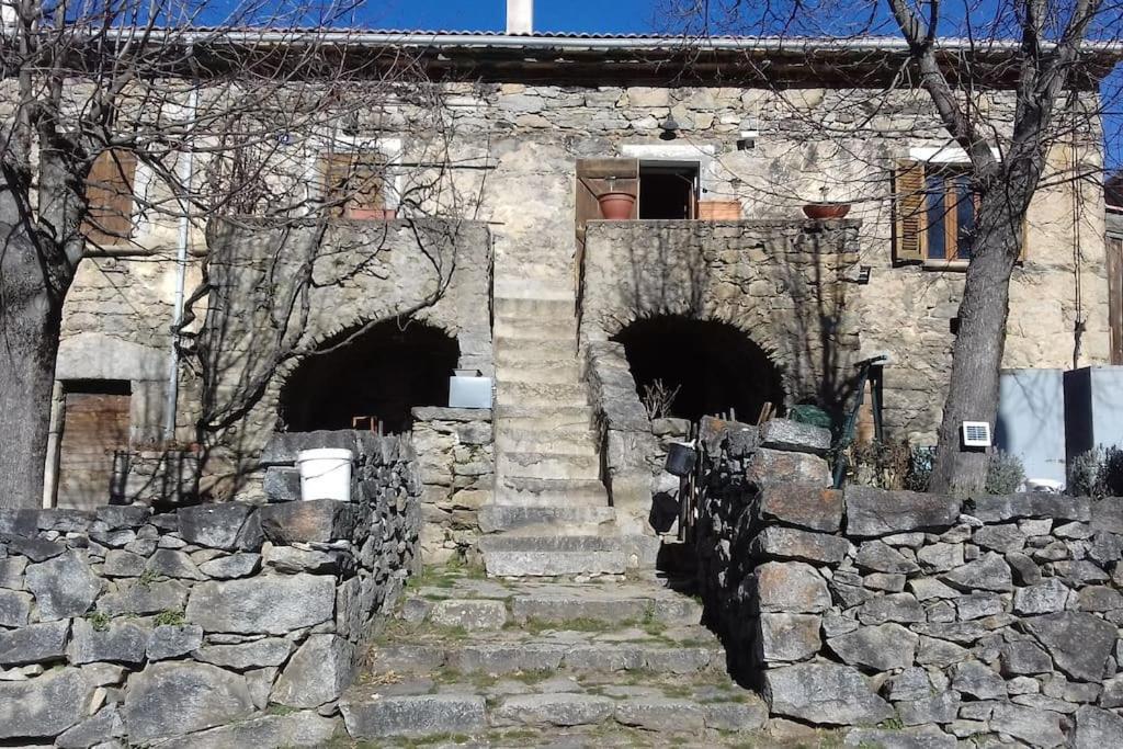 Maison De Caractere Au Coeur De La Corse Rurale Calacuccia Eksteriør bilde
